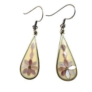Vintage Shell Mosaic Flower Cream Enamel Silver Plated Teardrop Dangle Earrings